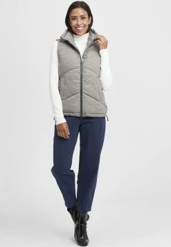 Oxmo -Oxmo 191c20d4a408459899ed7a52d4395149