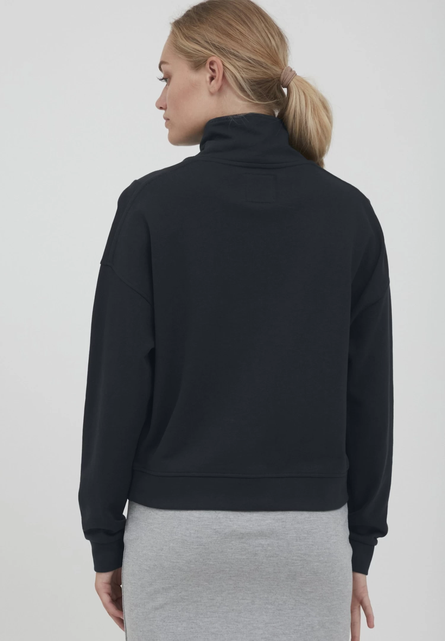 OXMO Oxgrethe - Trui - Total Eclipse 3 OXMO Oxgrethe - Trui - Total Eclipse - Afbeelding 3